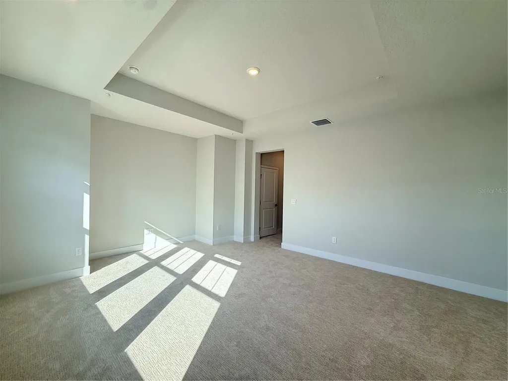 494 31st Way N St Petersburg FL 33713