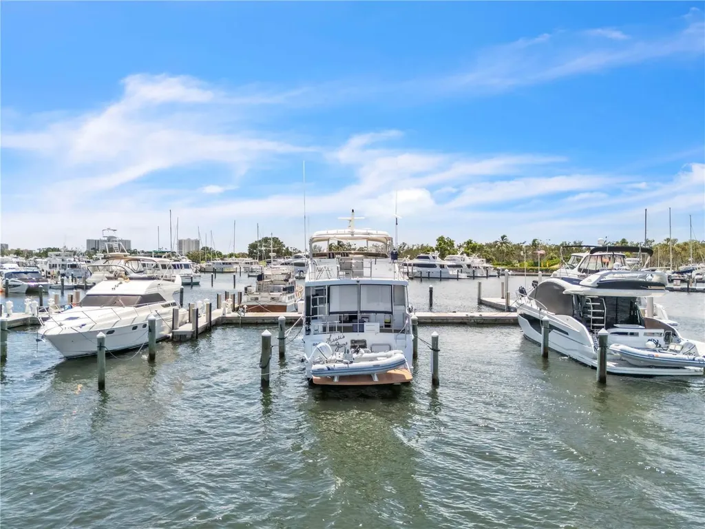 2600 Harbourside Drive Longboat Key FL 34228