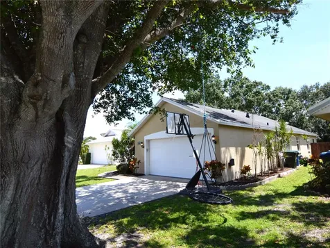 1576 Fawnwood Circle Sarasota FL 34232