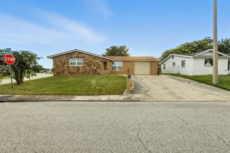 9239 Palm Avenue Port Richey FL 34668