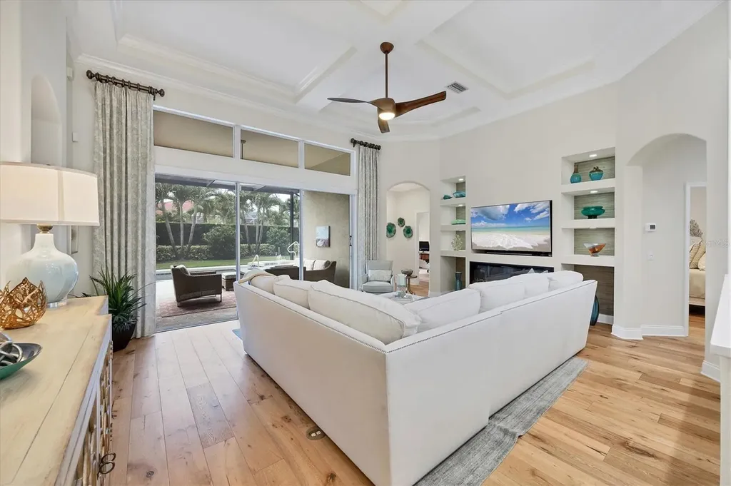 8358 Sailing Loop Lakewood Ranch FL 34202