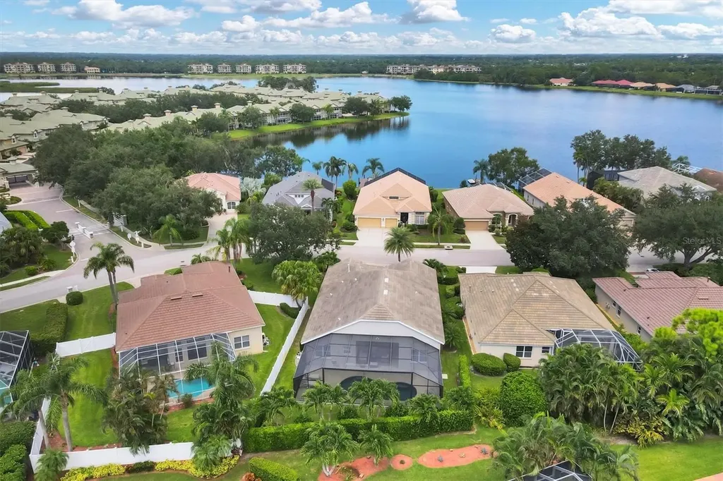 8358 Sailing Loop Lakewood Ranch FL 34202