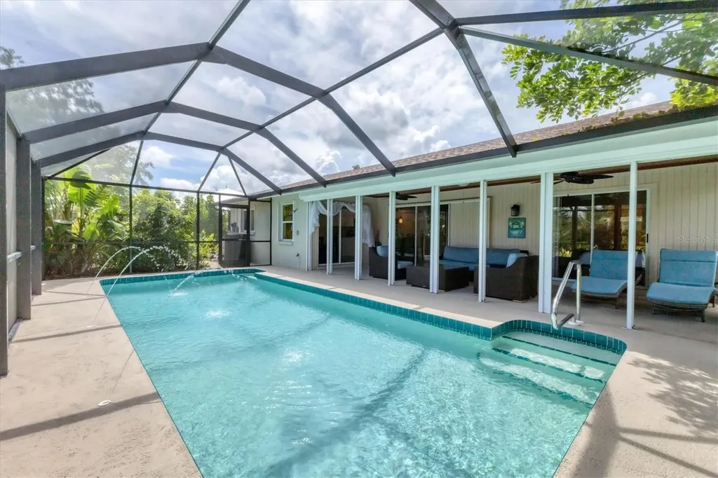 9390 Heartwellville Avenue Englewood FL 34224