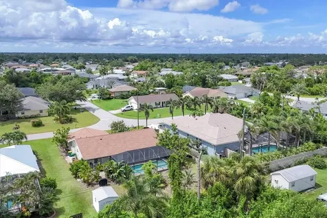 9390 Heartwellville Avenue Englewood FL 34224
