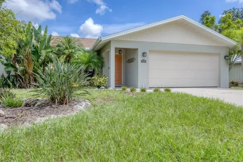 9390 Heartwellville Avenue Englewood FL 34224