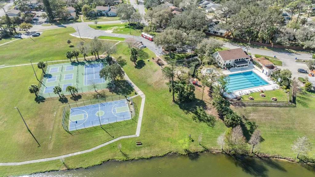 14631 Lake Forest Drive Lutz FL 33559