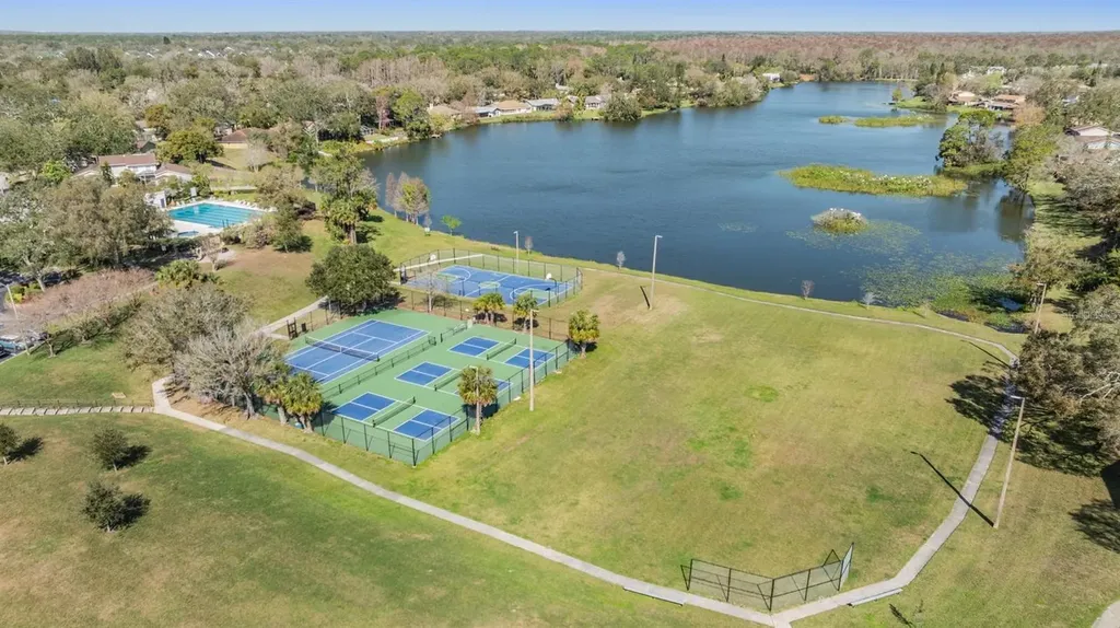 14631 Lake Forest Drive Lutz FL 33559