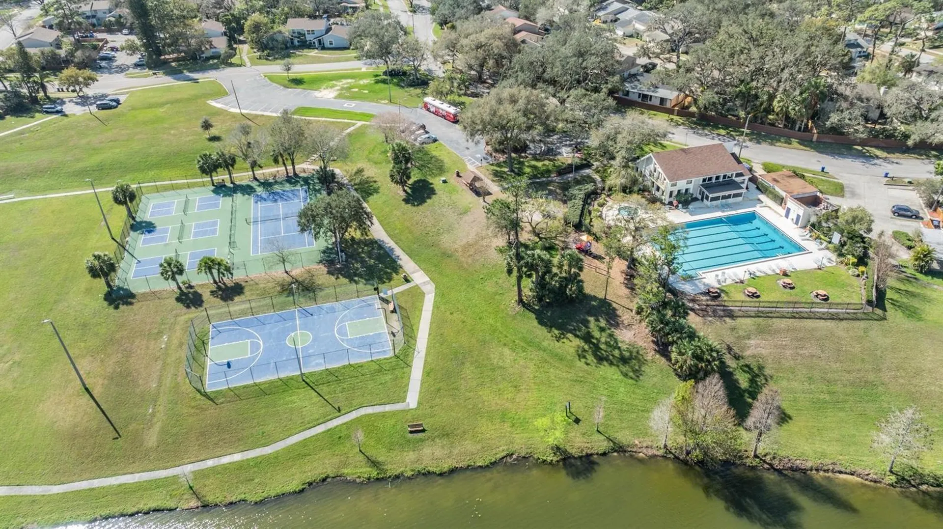 14631 Lake Forest Drive Lutz FL 33559