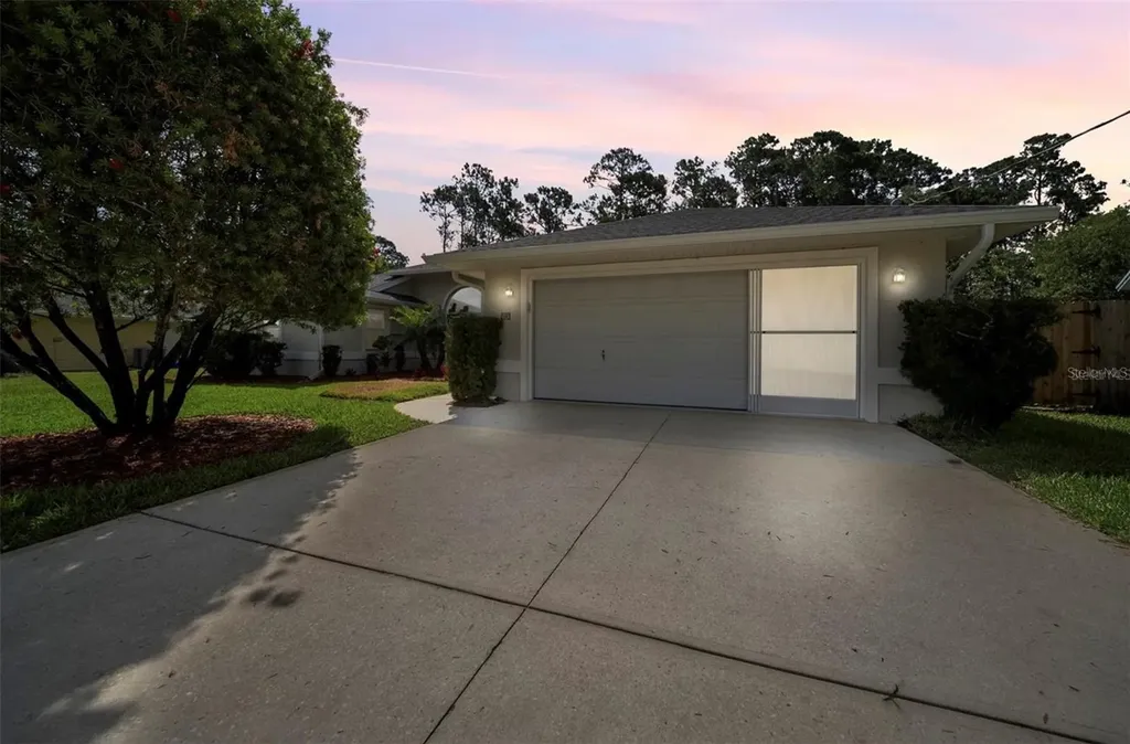 10 Fortress Place Palm Coast FL 32137