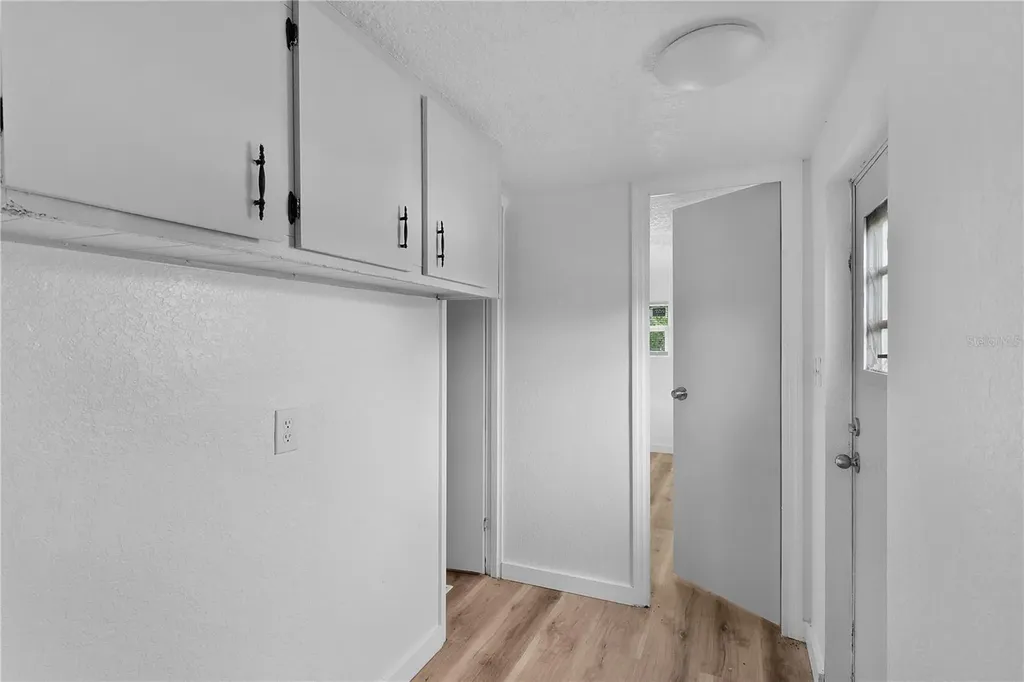 27301 Lemon Avenue Okahumpka FL 34762