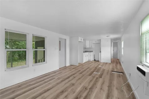 27301 Lemon Avenue Okahumpka FL 34762