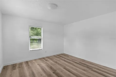 27301 Lemon Avenue Okahumpka FL 34762
