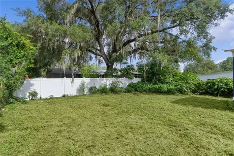 27301 Lemon Avenue Okahumpka FL 34762