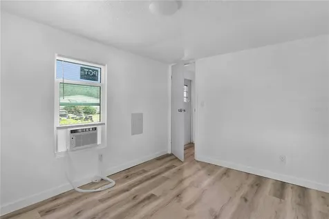 27301 Lemon Avenue Okahumpka FL 34762