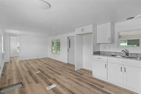 27301 Lemon Avenue Okahumpka FL 34762