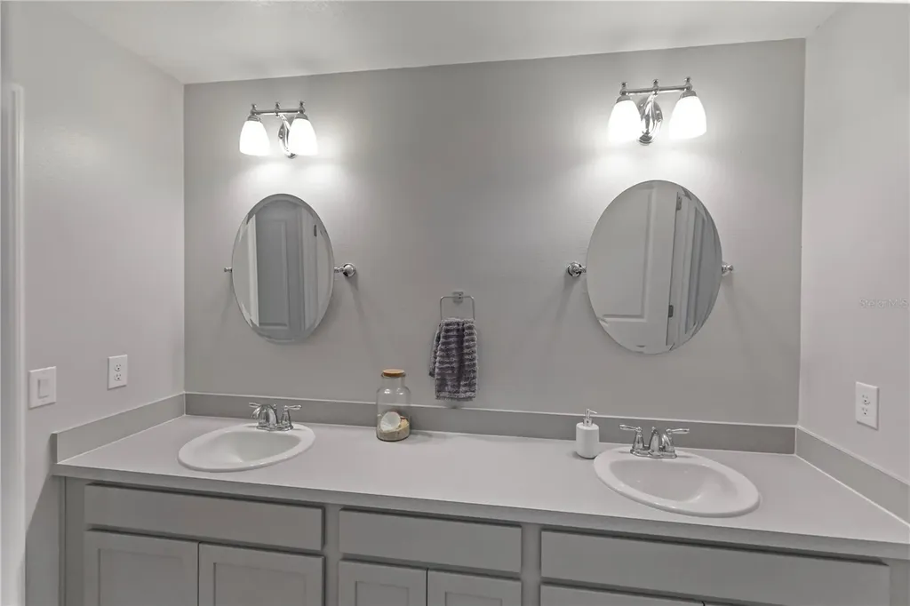 2944 Scarlett Drive St Cloud FL 34772