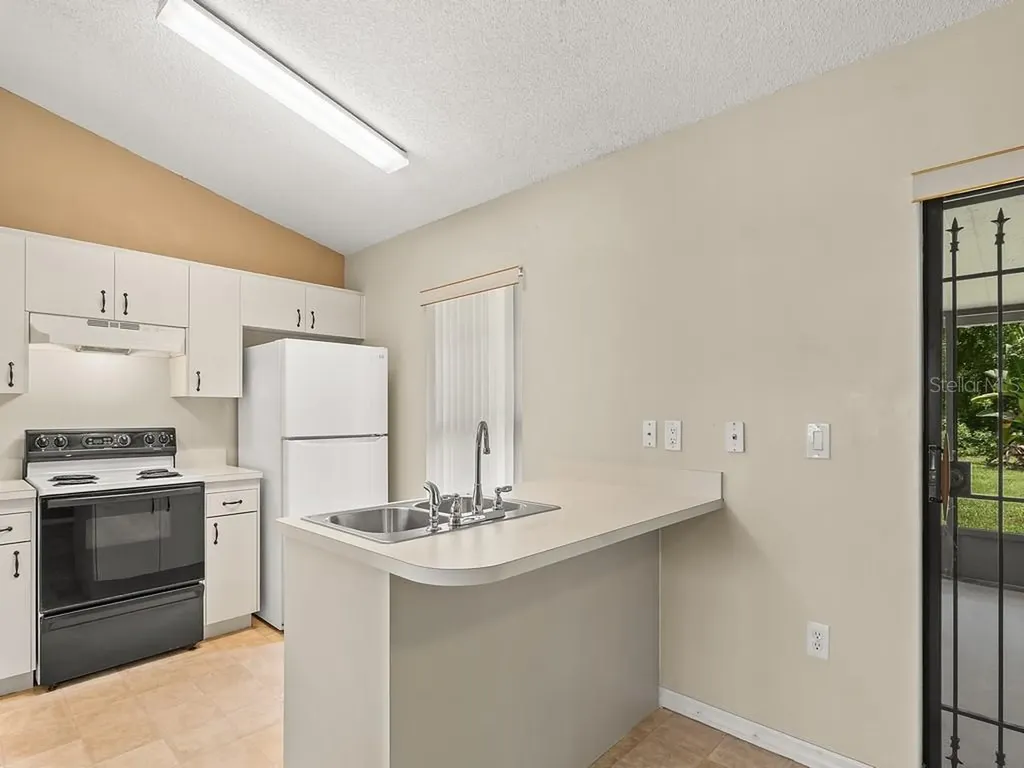 557 Audubon Avenue NE Palm Bay FL 32907
