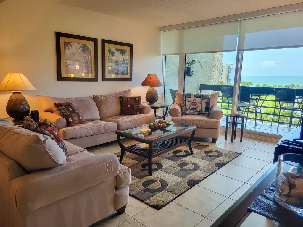 1105 Gulf Of Mexico Drive Longboat Key FL 34228