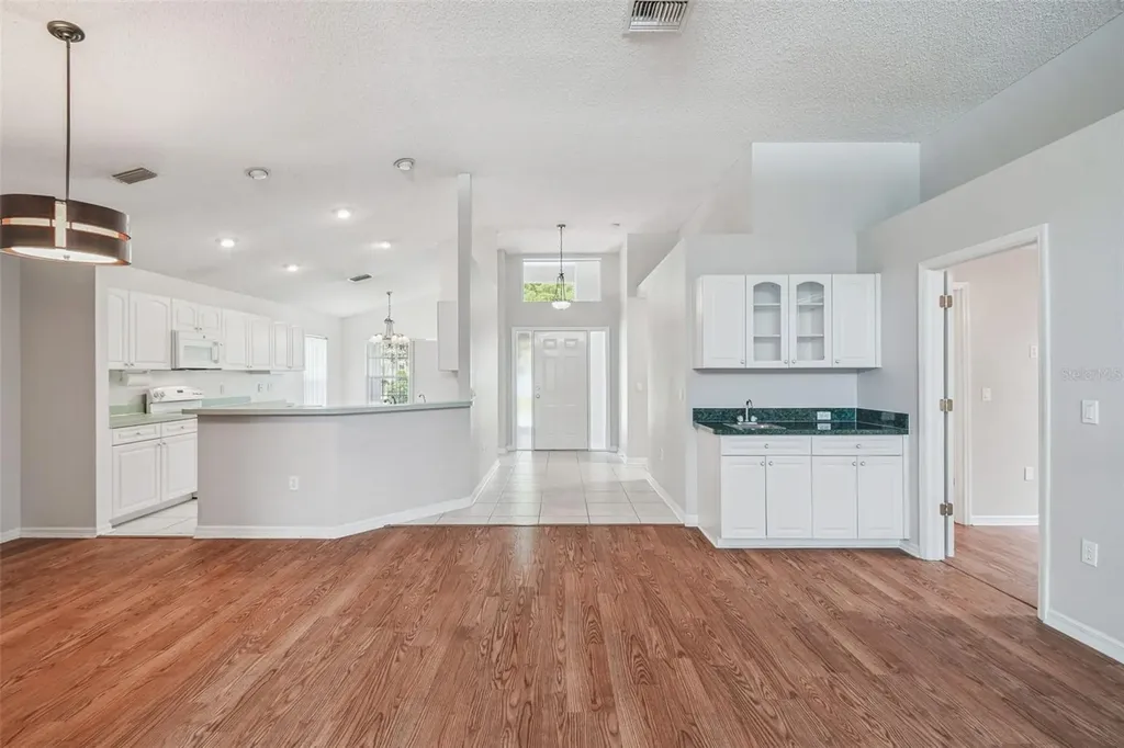 1747 Orchardgrove Avenue New Port Richey FL 34655