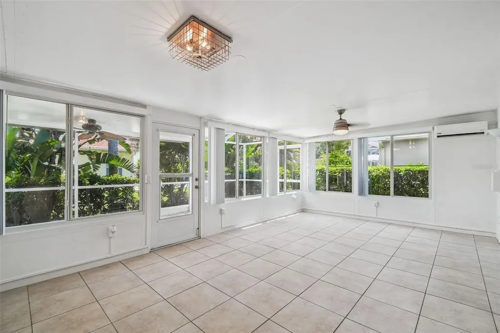 1747 Orchardgrove Avenue New Port Richey FL 34655