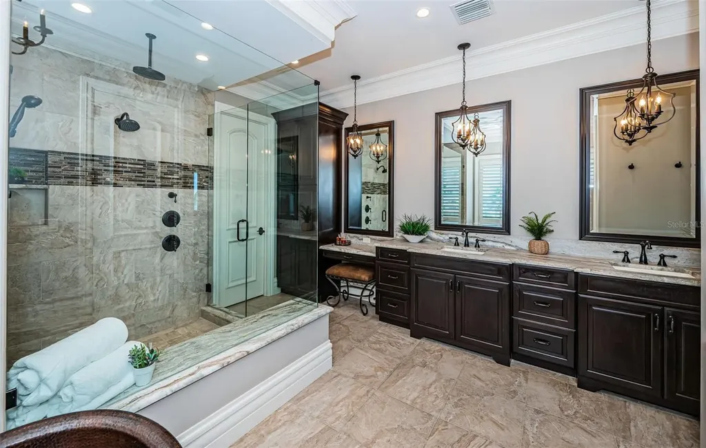 17824 Lee Avenue Redington Shores FL 33708