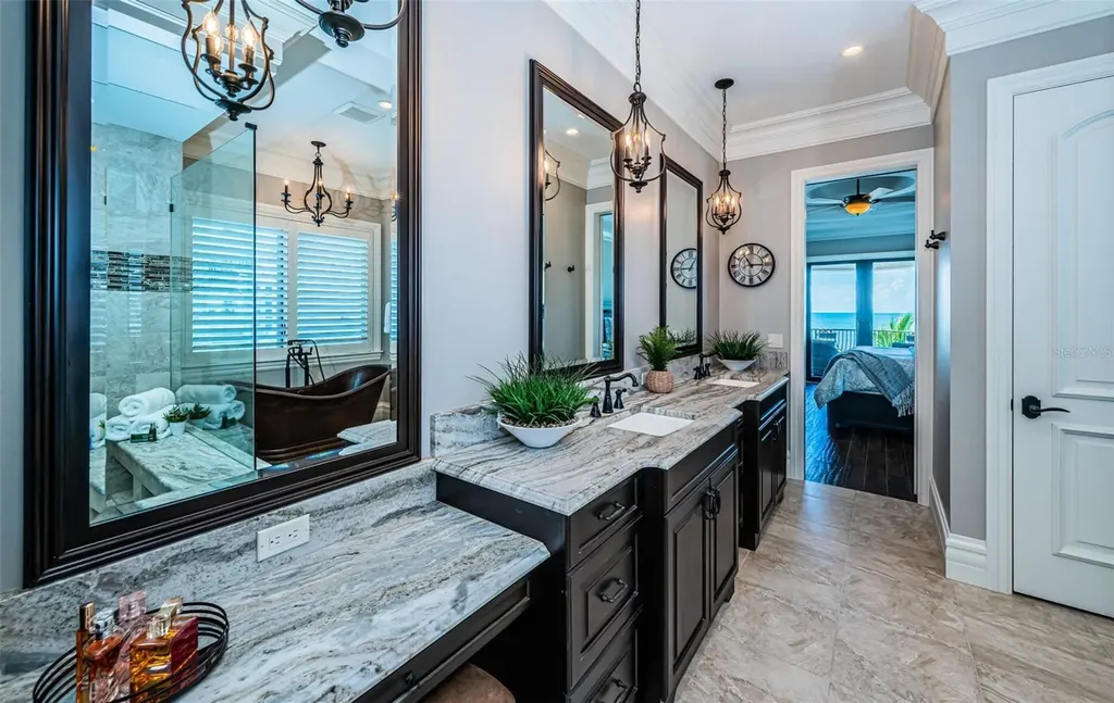 17824 Lee Avenue Redington Shores FL 33708