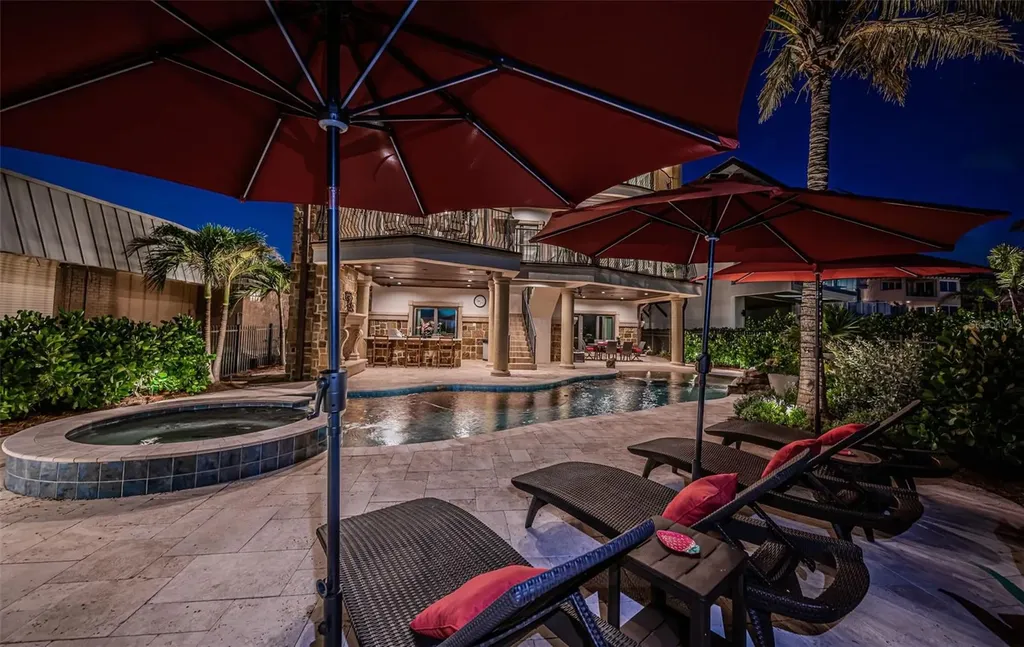 17824 Lee Avenue Redington Shores FL 33708