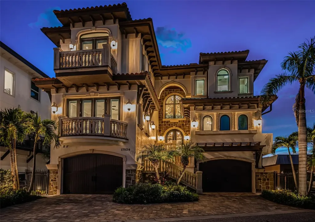 17824 Lee Avenue Redington Shores FL 33708