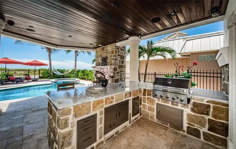 17824 Lee Avenue Redington Shores FL 33708