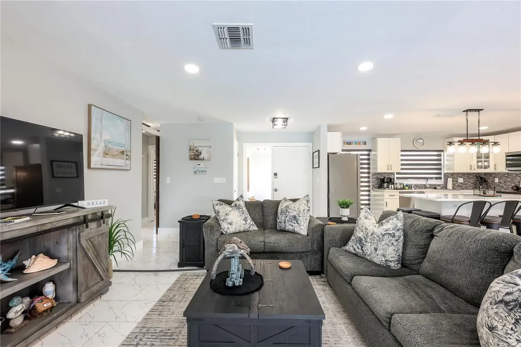 3505 SE 16th Place Cape Coral FL 33904