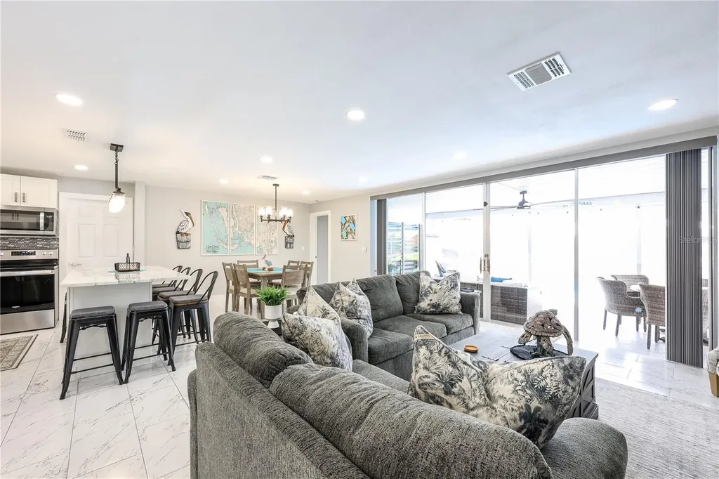 3505 SE 16th Place Cape Coral FL 33904