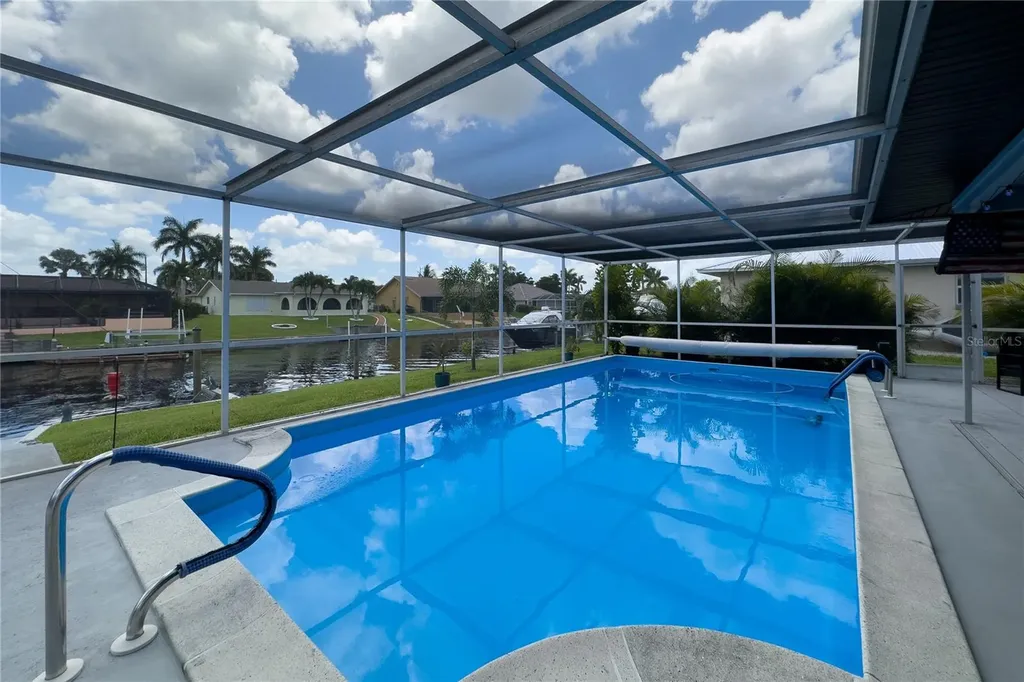 3505 SE 16th Place Cape Coral FL 33904