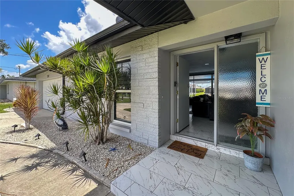 3505 SE 16th Place Cape Coral FL 33904