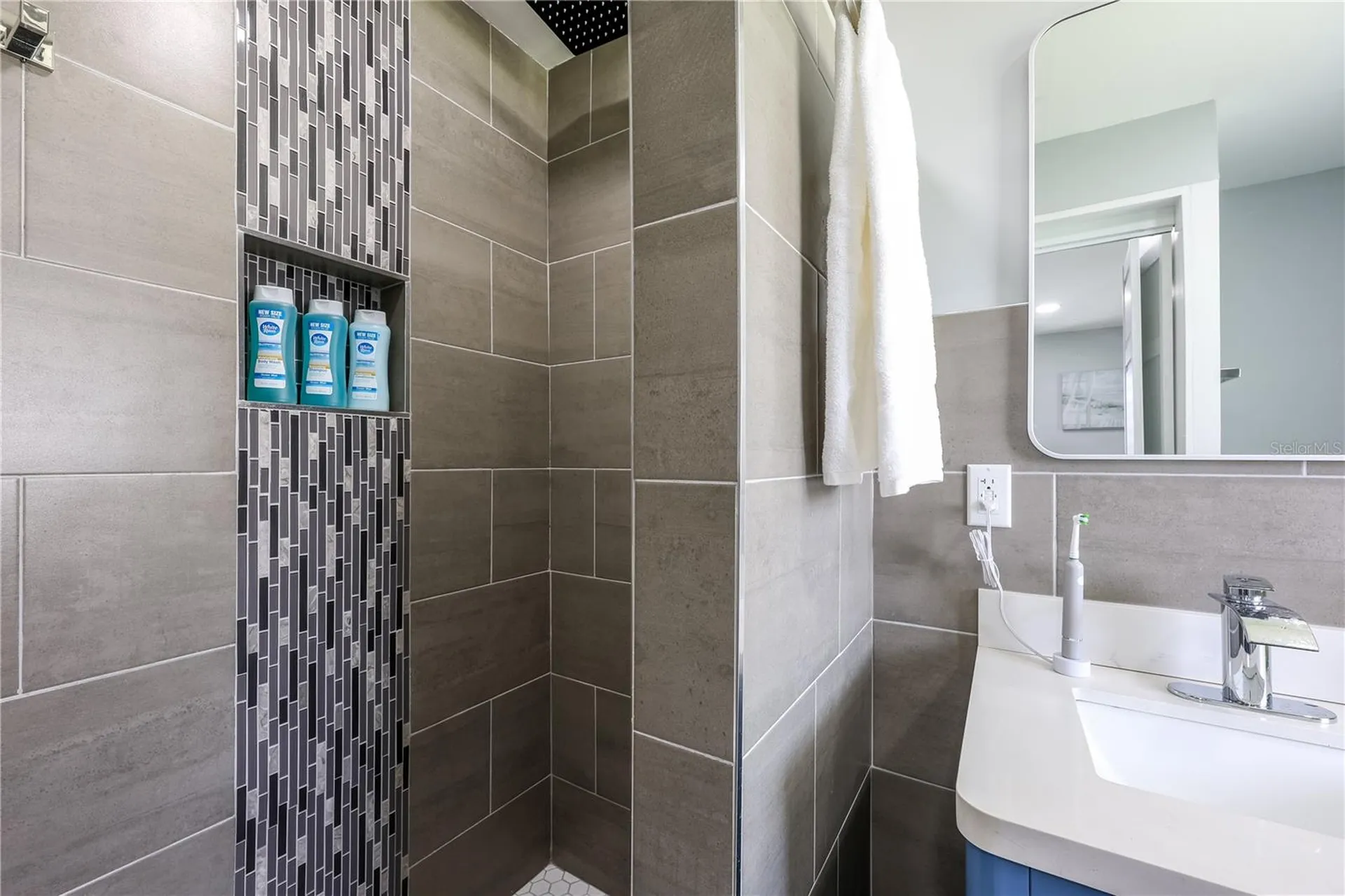 3505 SE 16th Place Cape Coral FL 33904