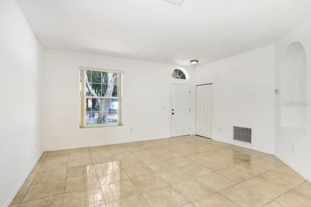 930 Grand Canyon Drive Valrico FL 33594