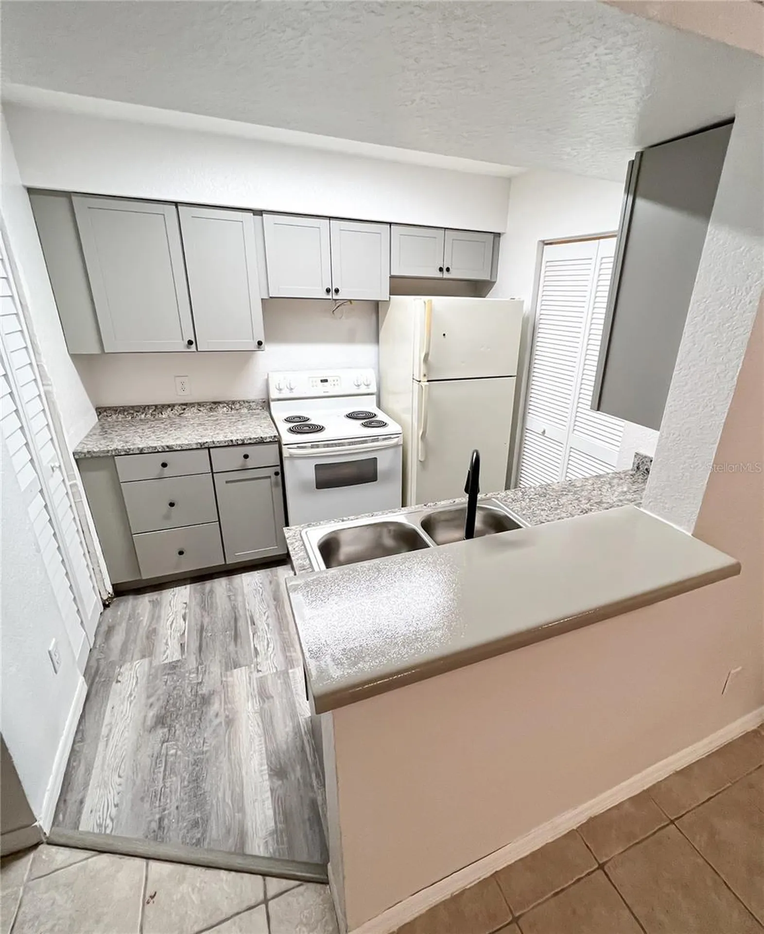 1023 S Hiawassee Road Orlando FL 32835
