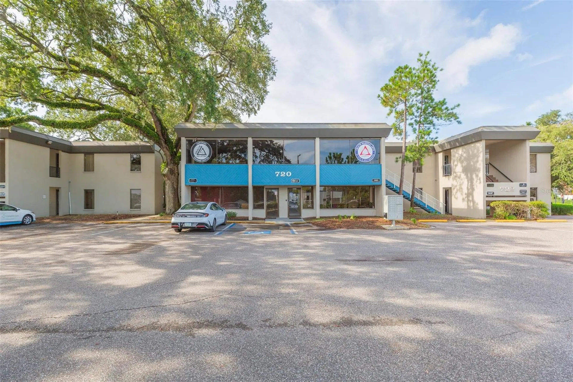 718-722 W Drive Martin Luther King Jr Boulevard Tampa FL 33603