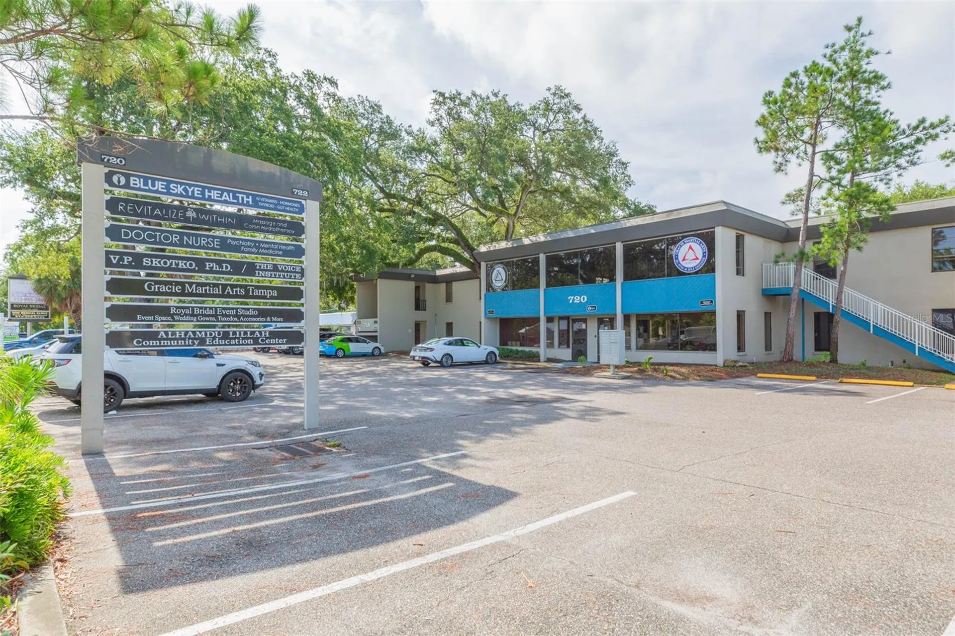 718-722 W Drive Martin Luther King Jr Boulevard Tampa FL 33603
