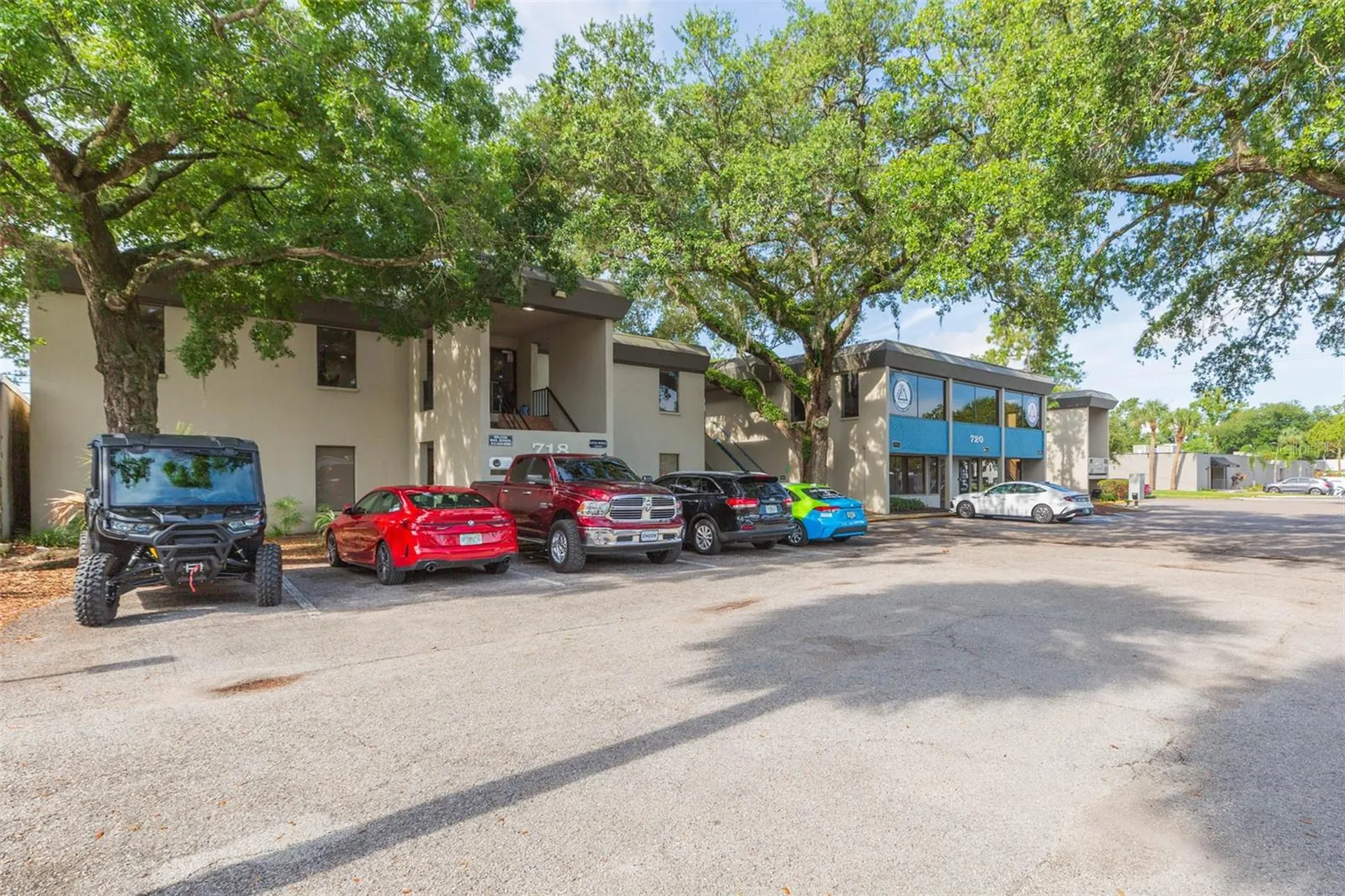 718-722 W Drive Martin Luther King Jr Boulevard Tampa FL 33603