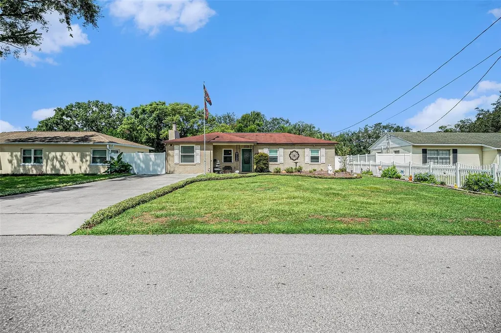 10932 N Edison Avenue Tampa FL 33612