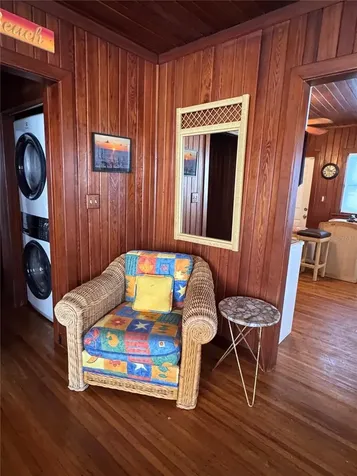 5 82nd Avenue Treasure Island FL 33706