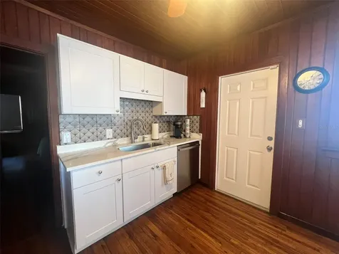 5 82nd Avenue Treasure Island FL 33706