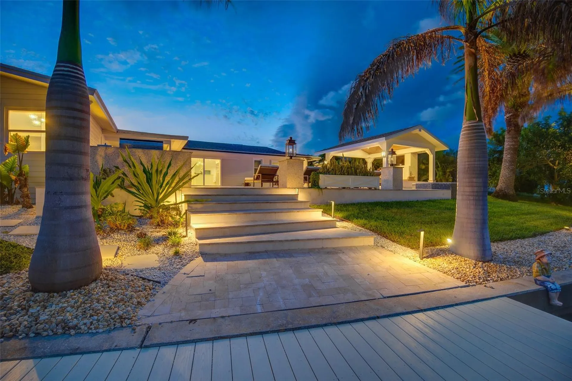 807 Snug Island Clearwater FL 33767