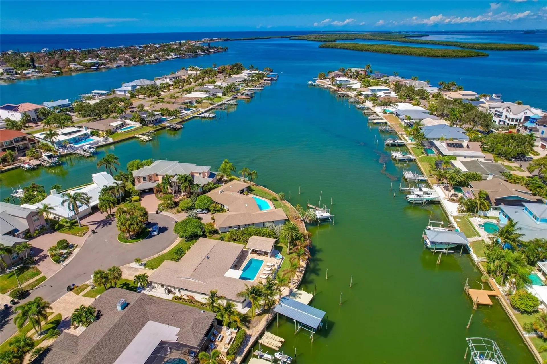 807 Snug Island Clearwater FL 33767