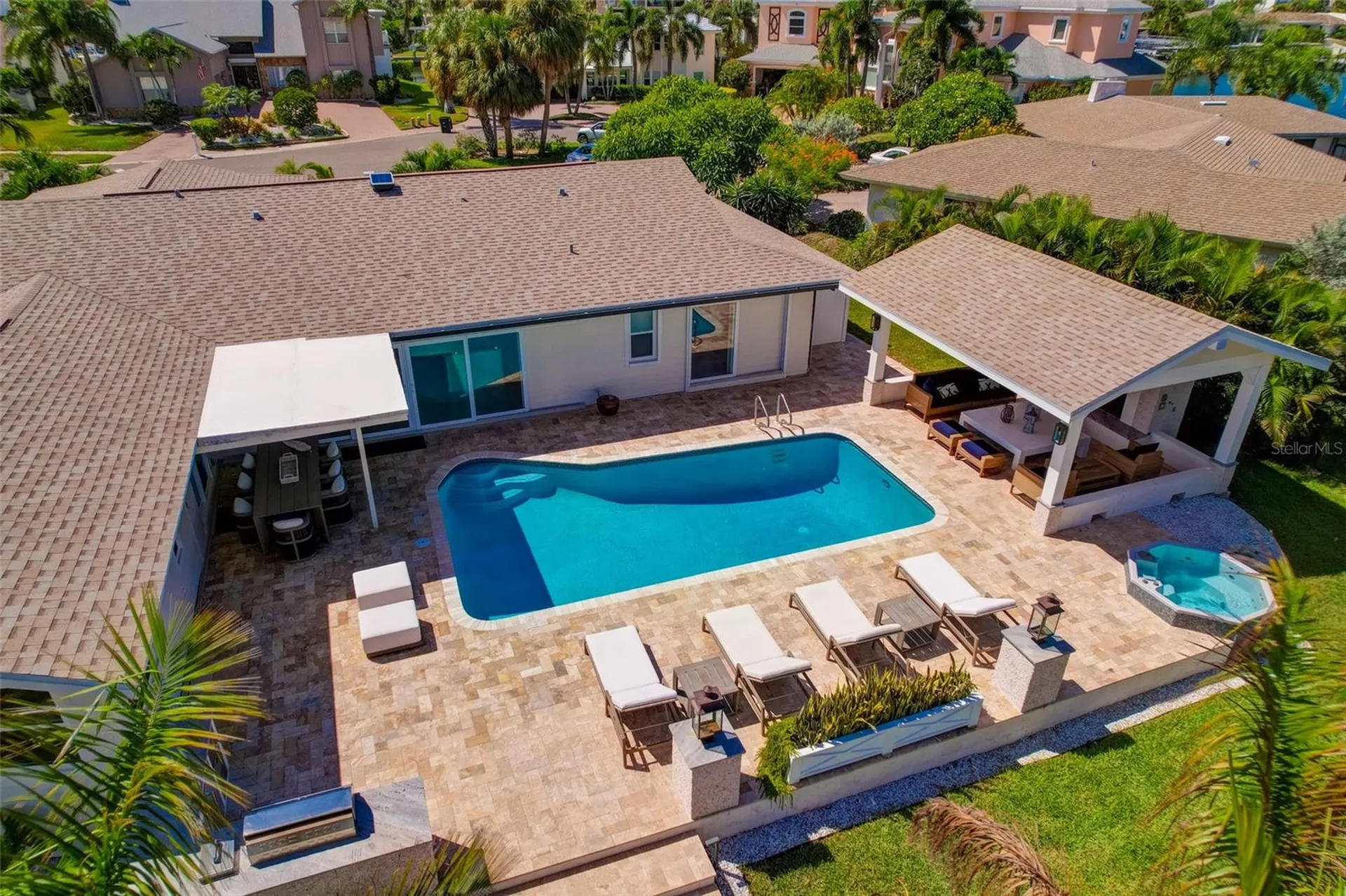 807 Snug Island Clearwater FL 33767