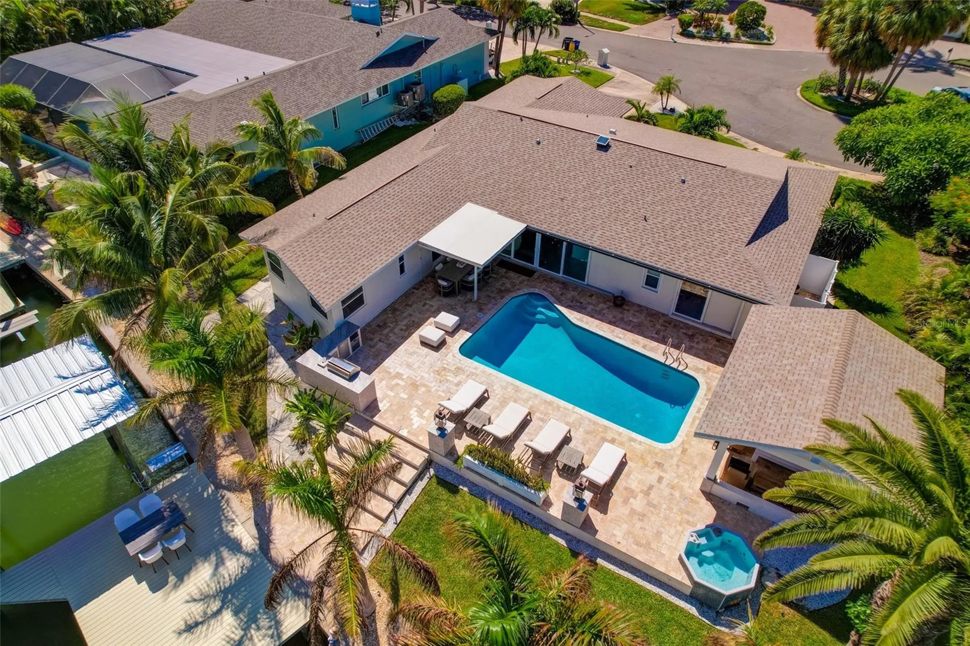 807 Snug Island Clearwater FL 33767