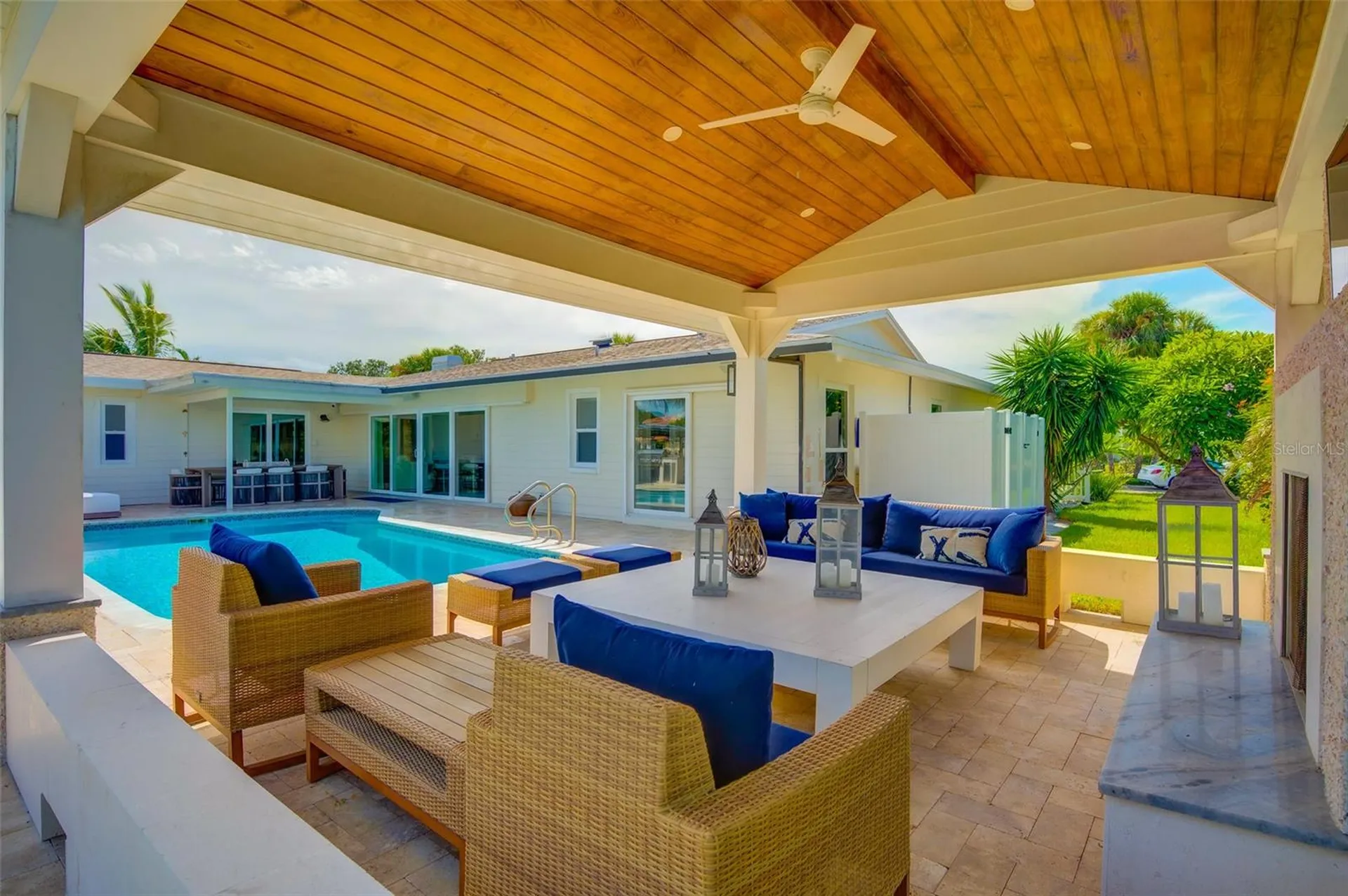 807 Snug Island Clearwater FL 33767