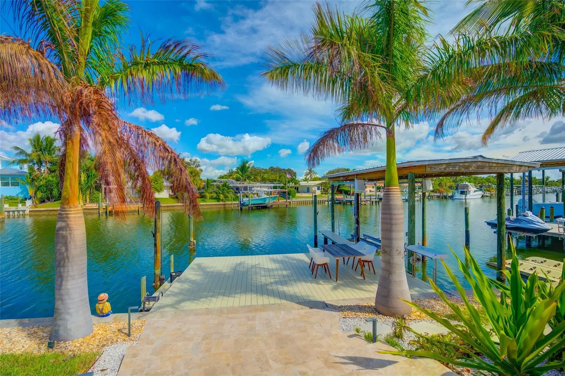 807 Snug Island Clearwater FL 33767