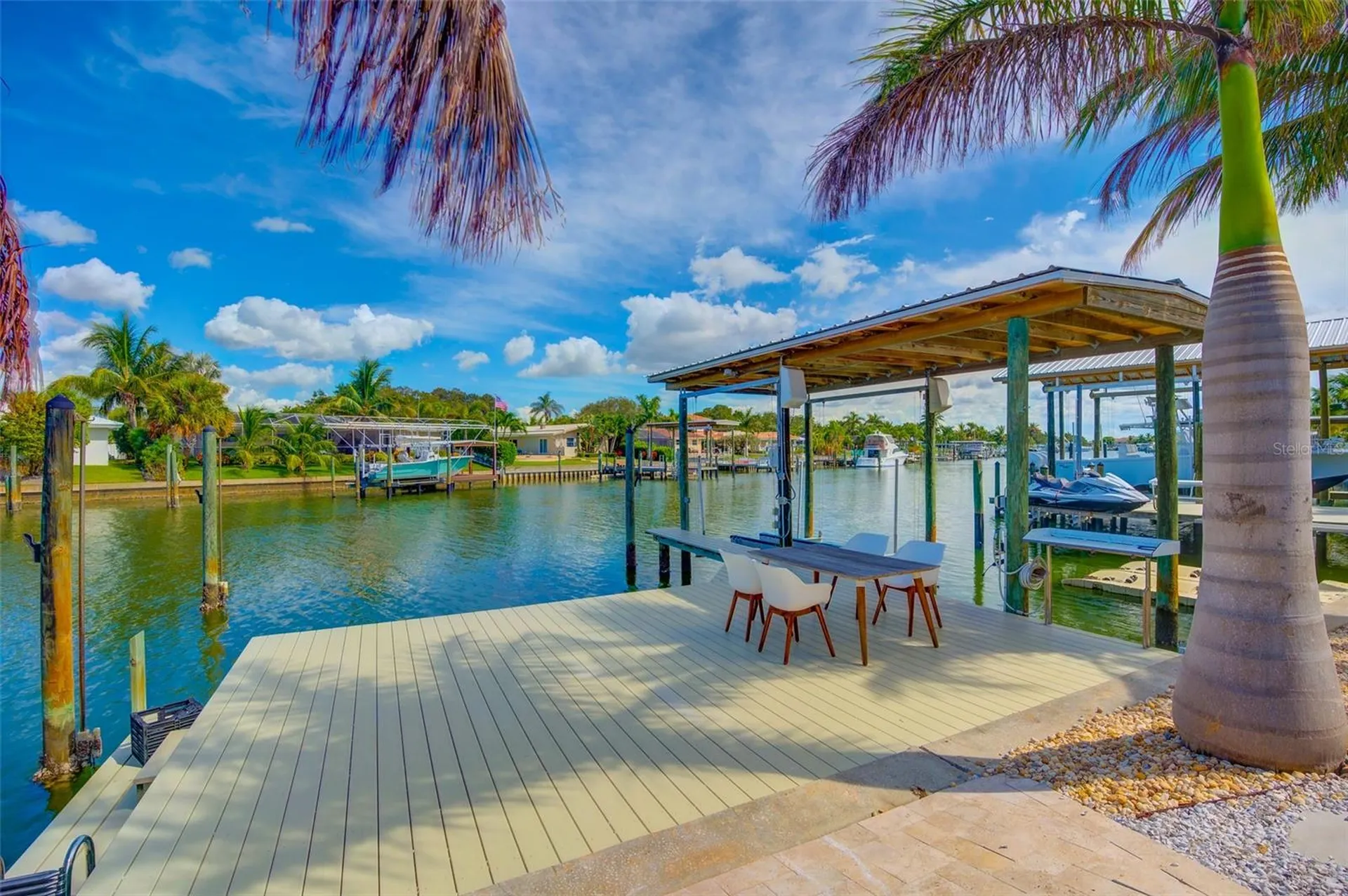 807 Snug Island Clearwater FL 33767