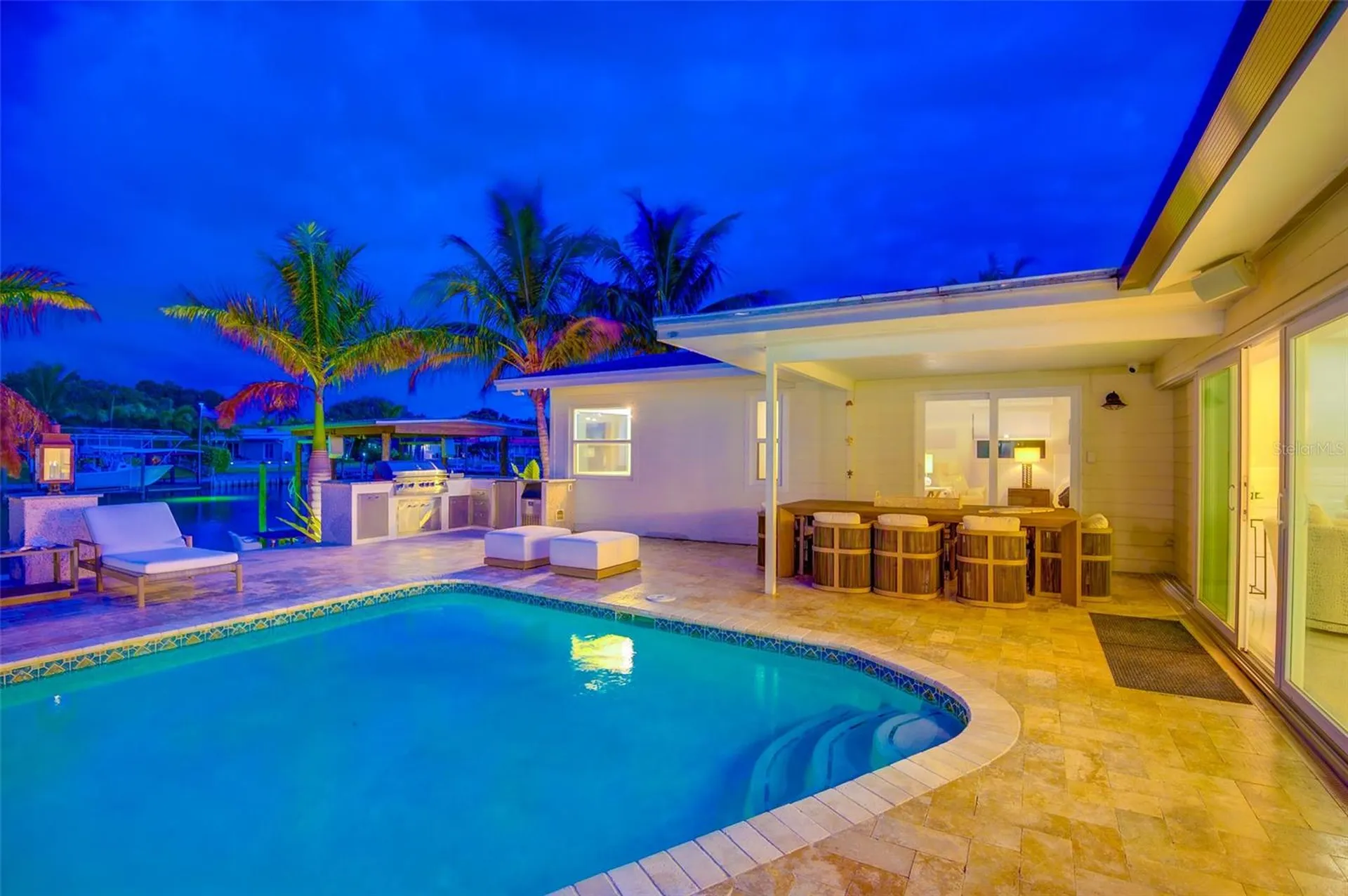 807 Snug Island Clearwater FL 33767